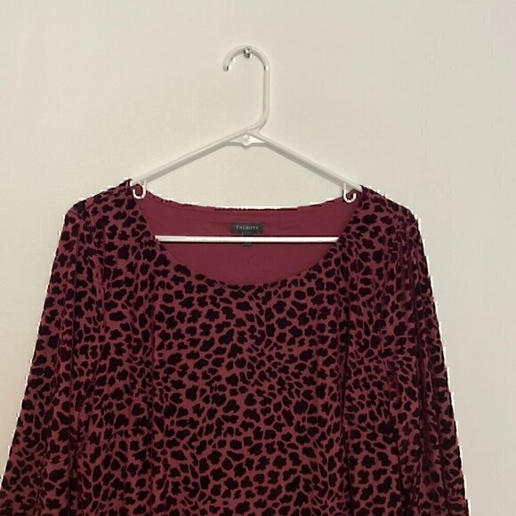 TALBOTS Burnout Flounce Sleeve Top Burgundy Maroon Cheetah Leopard 3/4 Sleeve L - Picture 4 of 12